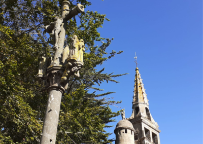 Calvaire et clocher de Trédrez